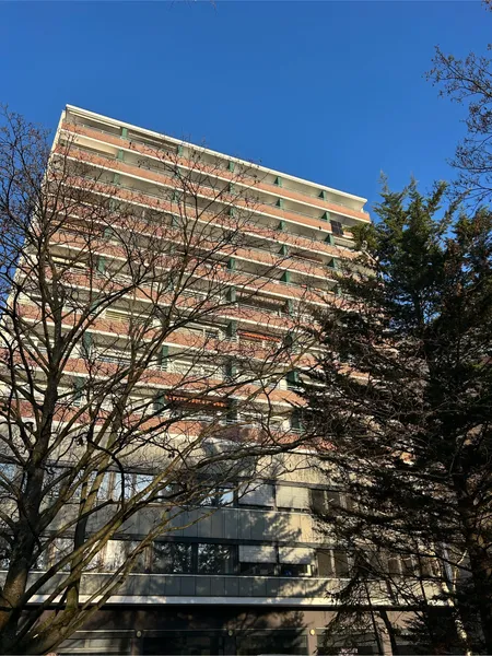 Möblierte  Wohnung mit Balkon am Kudamm — photo 1